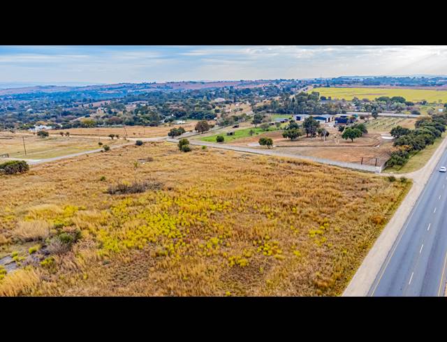 25,000M² VACANT LAND FOR SALE IN LAEZONIA